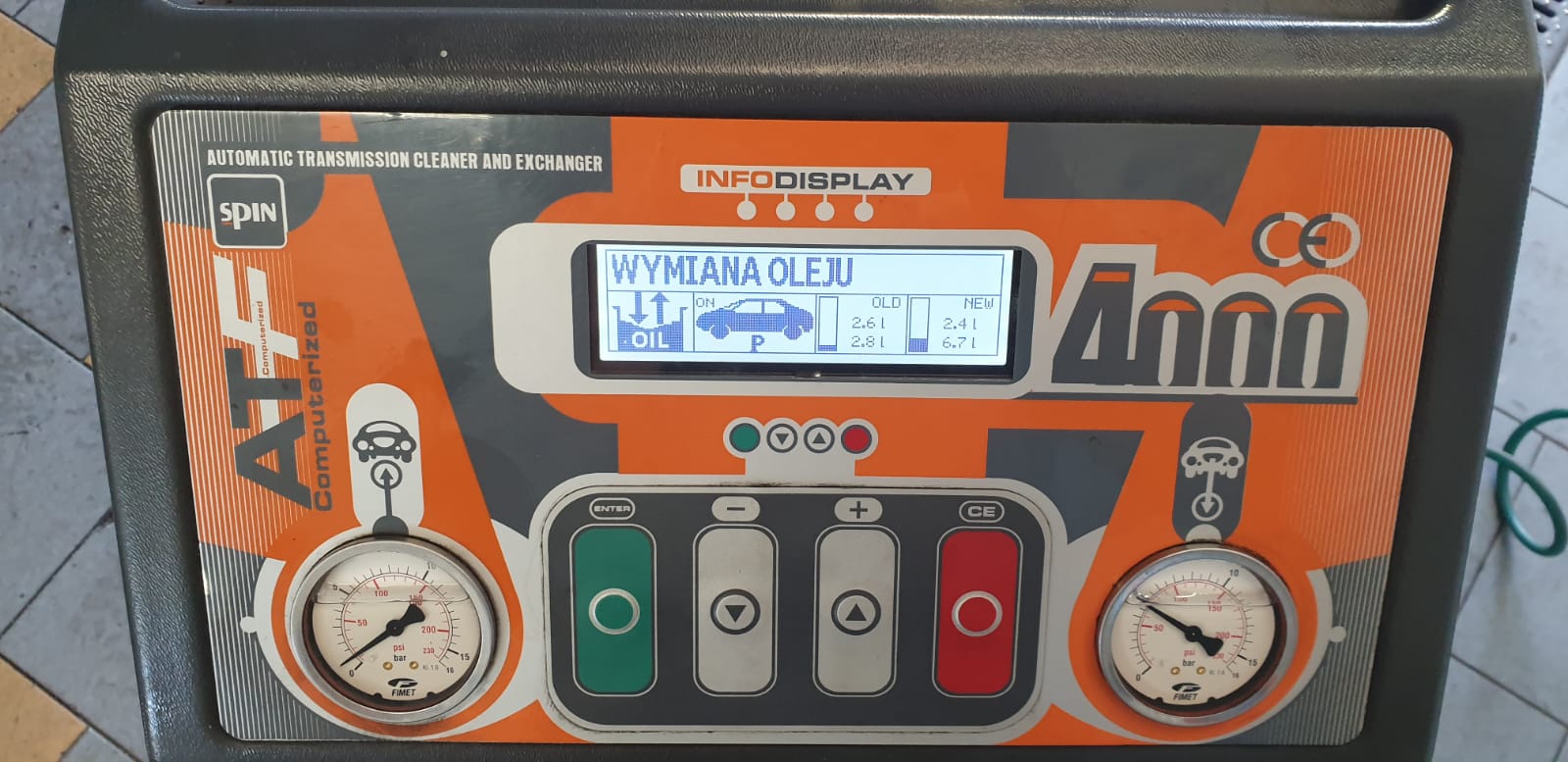 Dynamiczna wymiana oleju w automatycznej skrzyni biegów ATF SPIN 4000